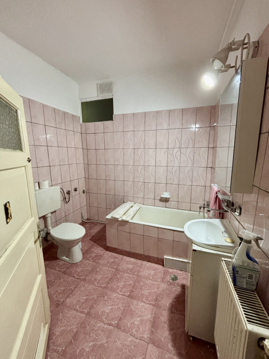 De vânzare - casă in zona Trei Stejari