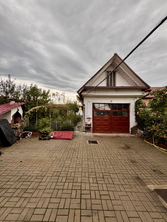 De vânzare - casă in zona Trei Stejari