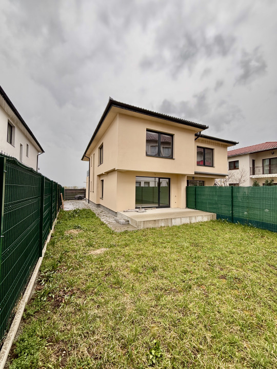 De vânzare: Casă tip duplex în Cartierul Arhitecților