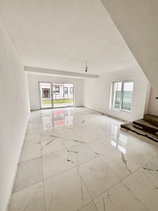 De vânzare: Casă tip duplex în Cartierul Arhitecților