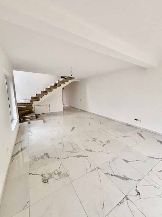 De vânzare: Casă tip duplex în Cartierul Arhitecților