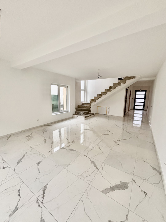 De vânzare: Casă tip duplex în Cartierul Arhitecților