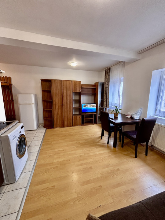 Garsonieră de vânzare – 28 mp - Etaj 4/5 cu lift- Ștefan cel Mare, Sibiu