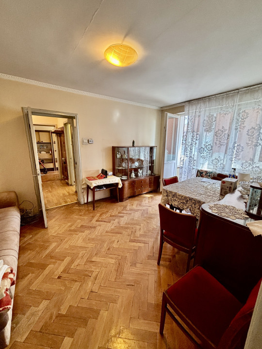 Apartament 3 camere – zonă centrală! Bd. Vasile Milea - lângă Poliție