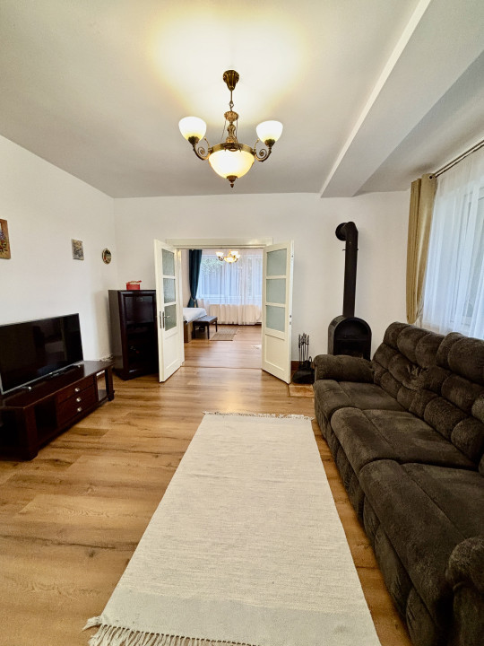 De închiriat apartament cu 3 camere la casă – Cartierul Ștrand, Sibiu